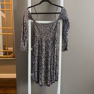 Billabong off shoulder long sleeve women’s dress